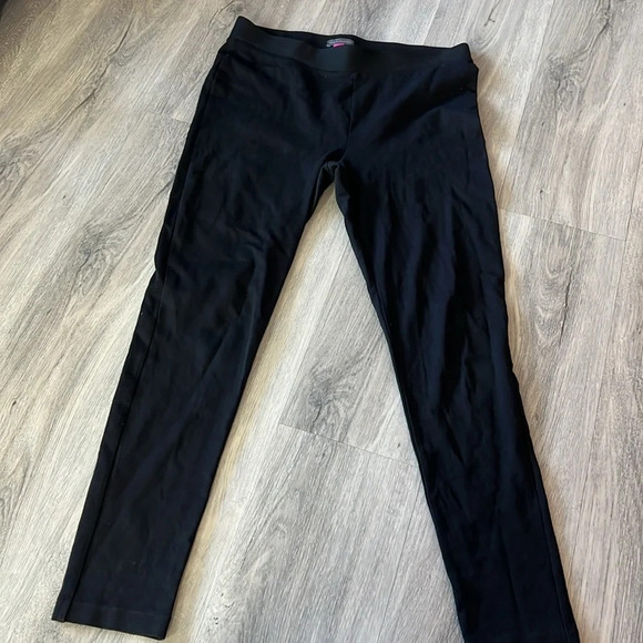 Vince Camuto black skinny  leg pants size small - Picture 2 of 8